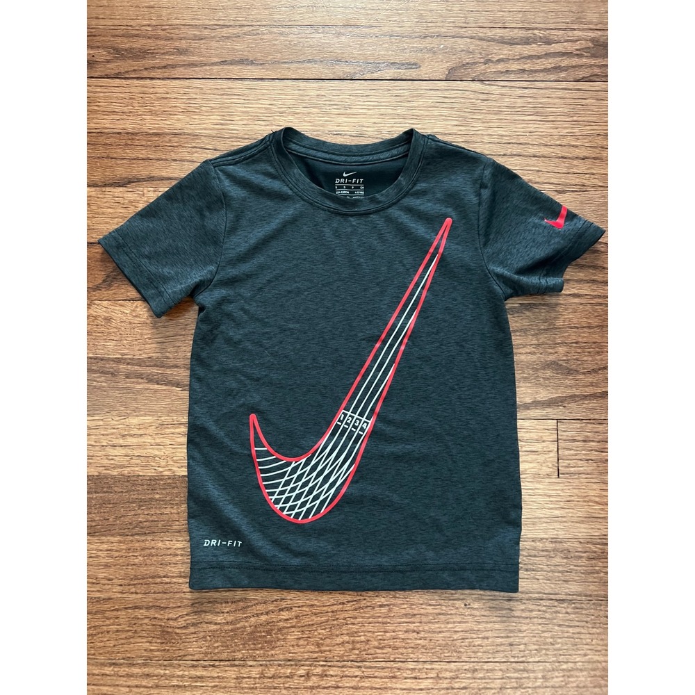 Nike Dri-FIT T-Shirt Kids Size 5 Gray Track Field Swoosh Graphic
